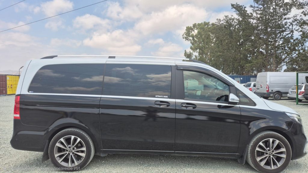 Rent Mercedes-Benz V-Class 7-Seater